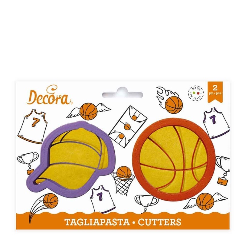Set 2 Taglia Pasta In Plastica Pallone Basket E Cappellino