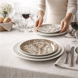 set-18-piatti-botanica-tortora-porcellana.jpg