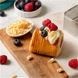 sagoma-viennoiserie-microforata-quadrata-inox-8x8x45-cm