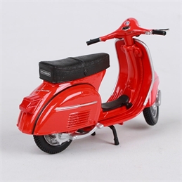 MAISTO MOTO 1:18 VESPA GTR (1968)