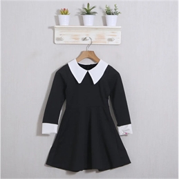 Costume Mercoledi Nero taglia 4 anni